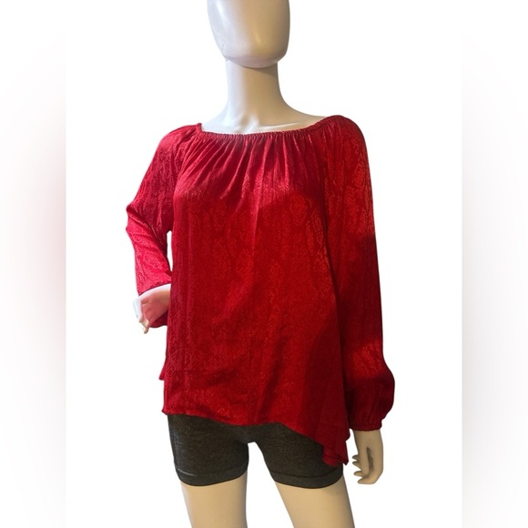 Michael Kors
Size L Hank Hem
Boat Blouse - Picture 6 of 13